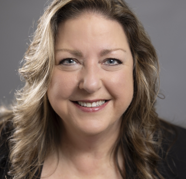 Beth Holleran headshot